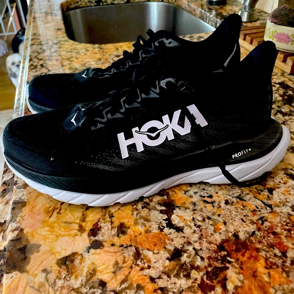 Womans  sneakers Hoka Mack 5